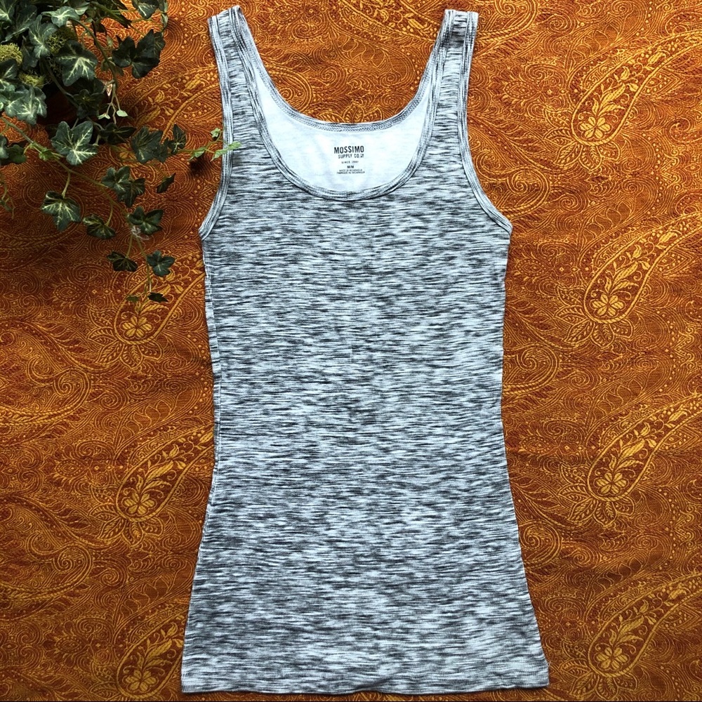 Mossimo tank top size M